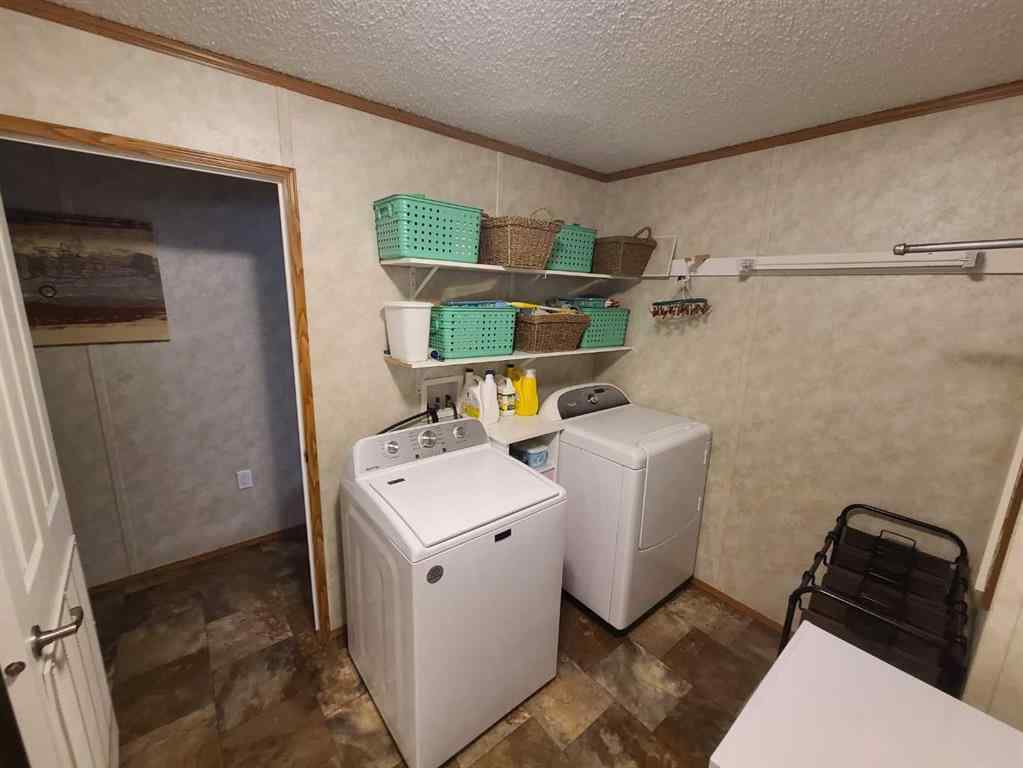 MLS® A2230026 - 5533 and 5531 51 Street  in NONE Berwyn, Residential