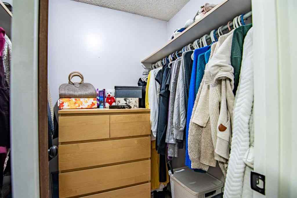 MLS® A2230039 - 36 Nyman Crescent  in Normandeau Red Deer, Residential