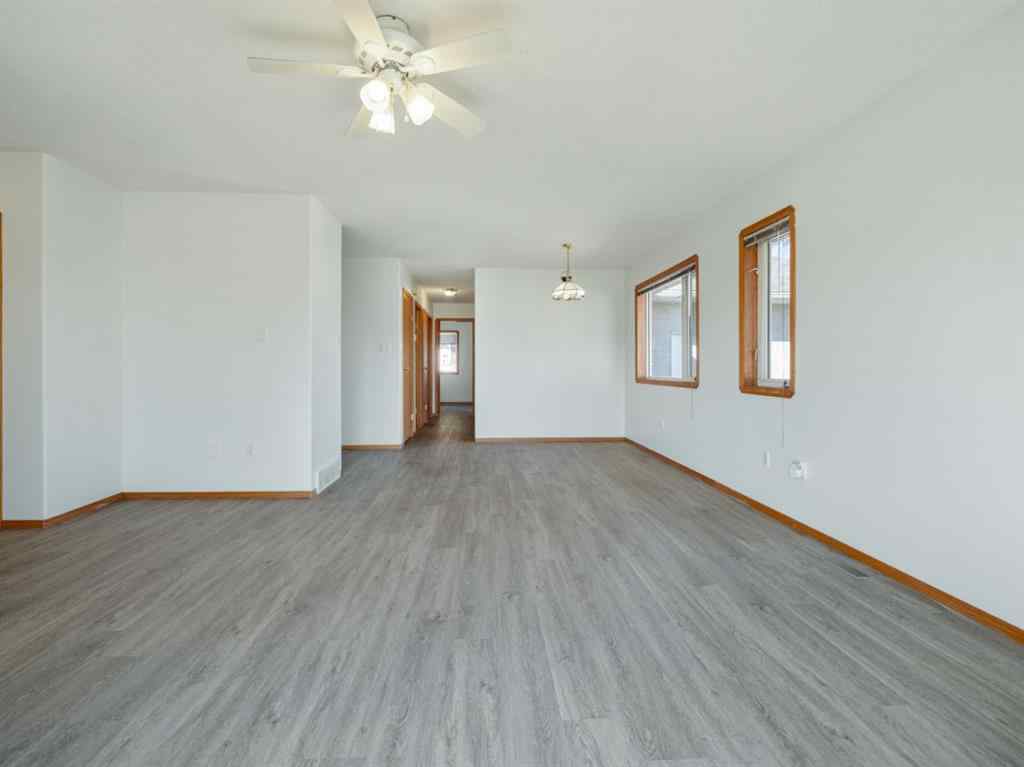 MLS® A2230041 - 5011 Second Street W in NONE Claresholm, Residential
