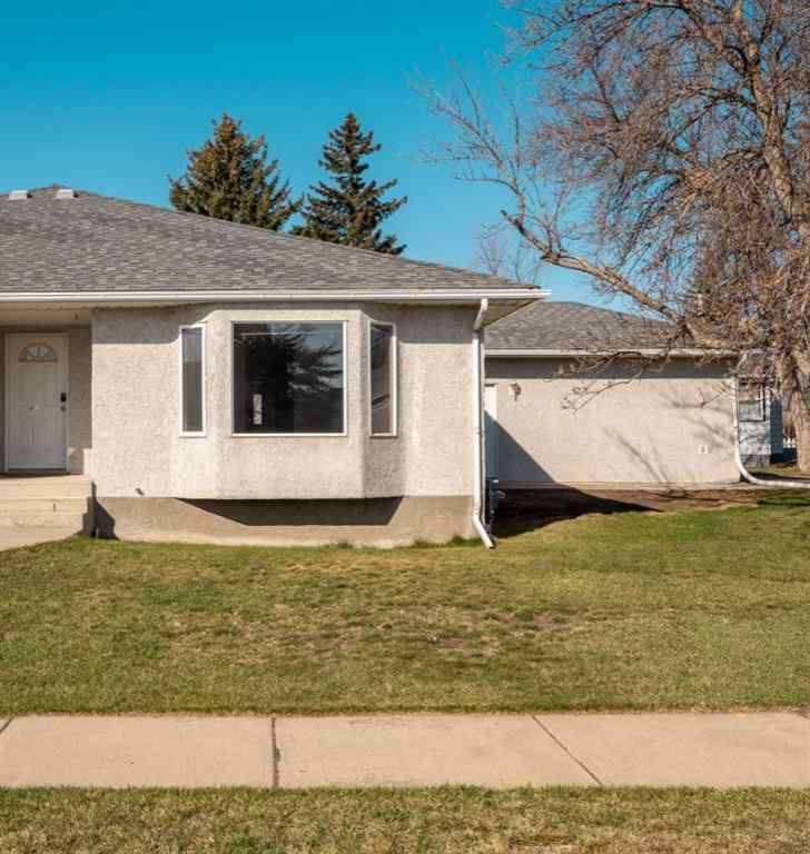 MLS® A2230041 - 5011 Second Street W in NONE Claresholm, Residential