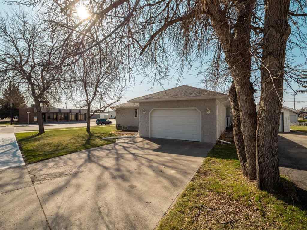 MLS® A2230041 - 5011 Second Street W in NONE Claresholm, Residential
