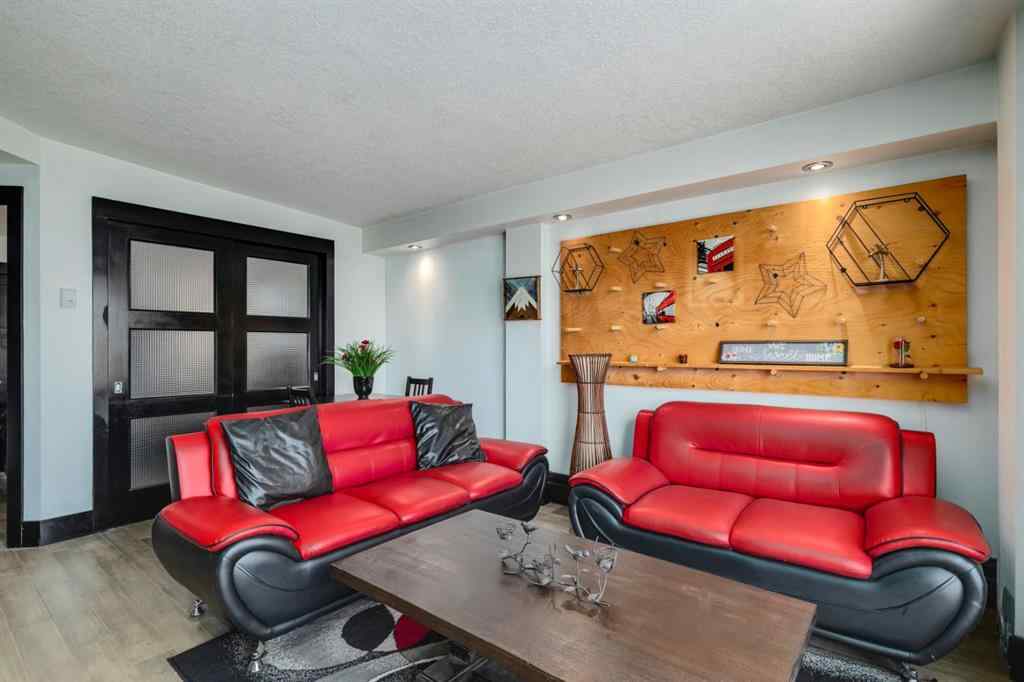 MLS® A2230090 - Unit #403 1815 16 Street SW in Bankview Calgary, Residential