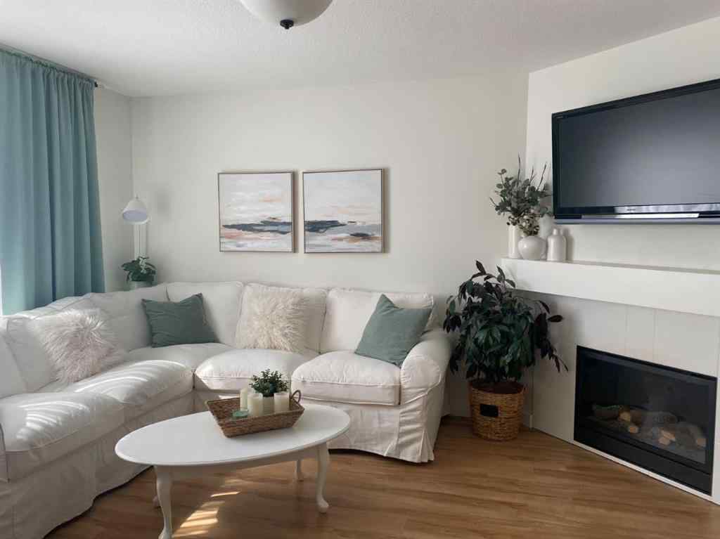 MLS® A2230109 - 151 Kingsbridge Road SE in Kings Heights Airdrie, Residential