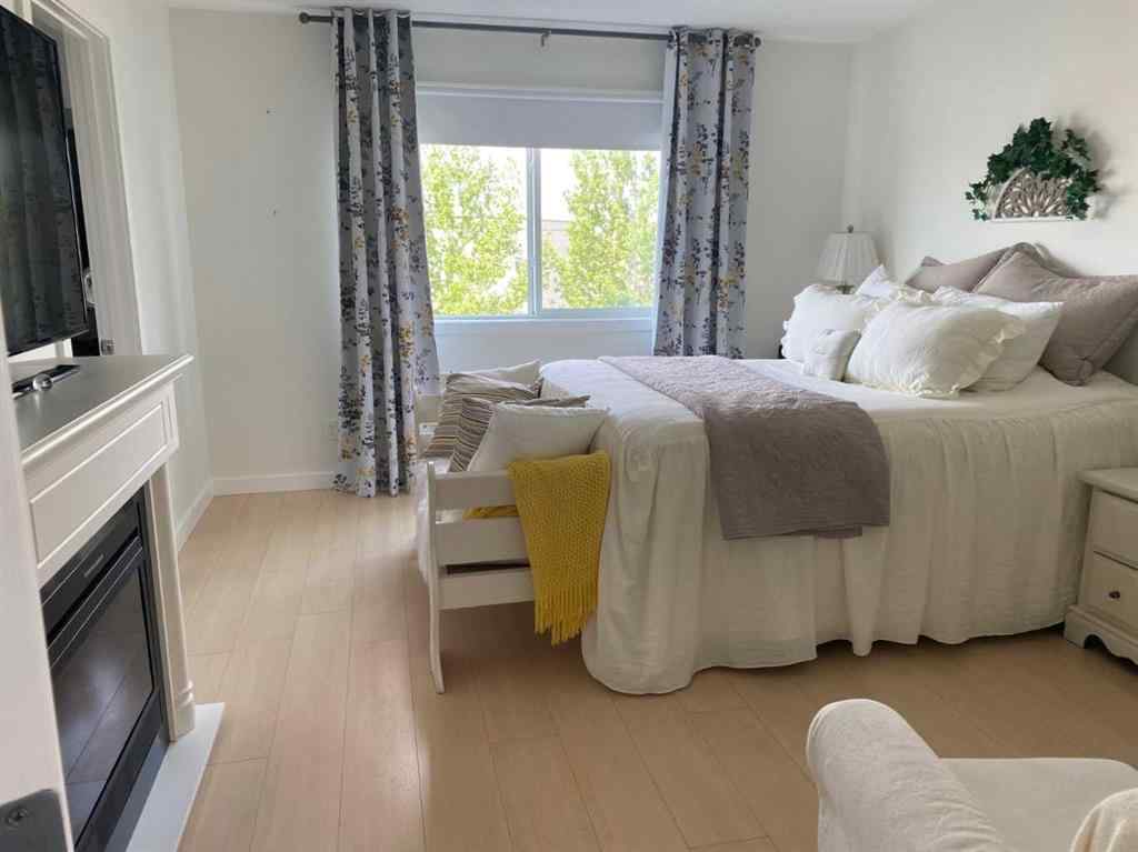 MLS® A2230109 - 151 Kingsbridge Road SE in Kings Heights Airdrie, Residential