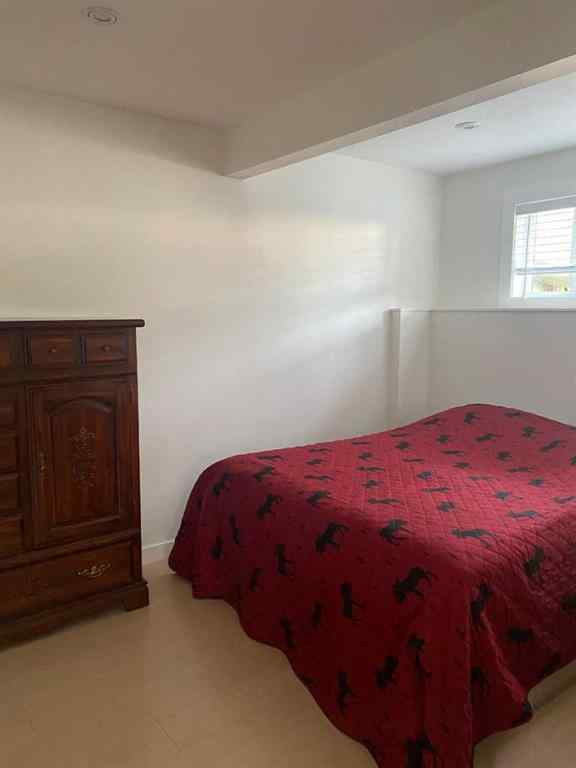 MLS® A2230109 - 151 Kingsbridge Road SE in Kings Heights Airdrie, Residential
