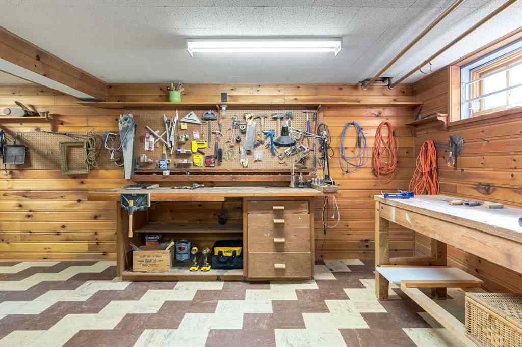 MLS® A2230110 - 2209 Carleton Street SW in Upper Mount Royal Calgary, Residential