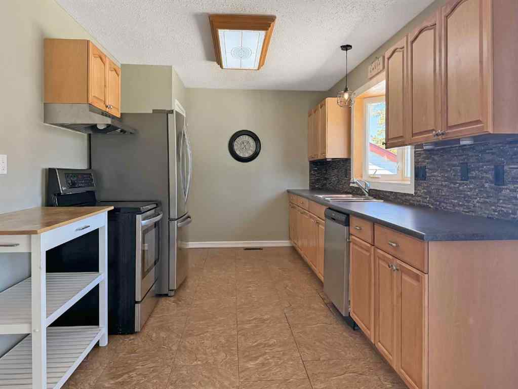 MLS® A2230115 - 10438 Shand Avenue  in NONE Grande Cache, Residential