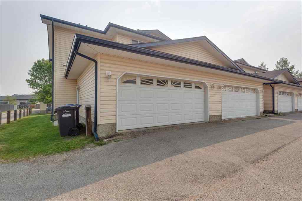 MLS® A2230118 - Unit #9 2 Hinshaw Drive  in Hewlett Park Sylvan Lake, Residential