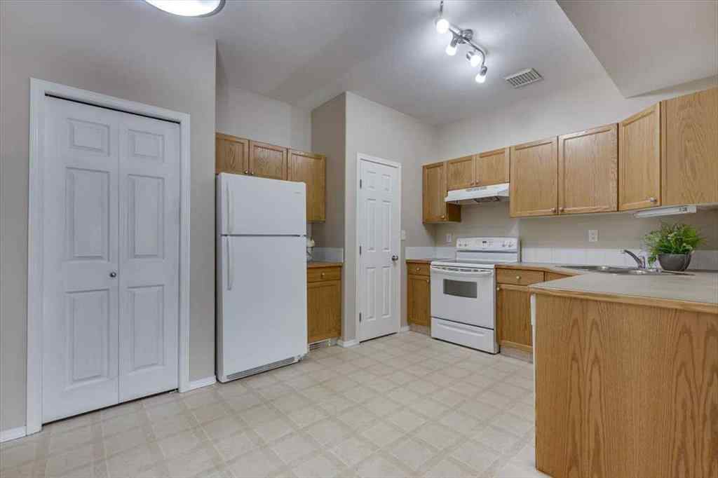 MLS® A2230118 - Unit #9 2 Hinshaw Drive  in Hewlett Park Sylvan Lake, Residential