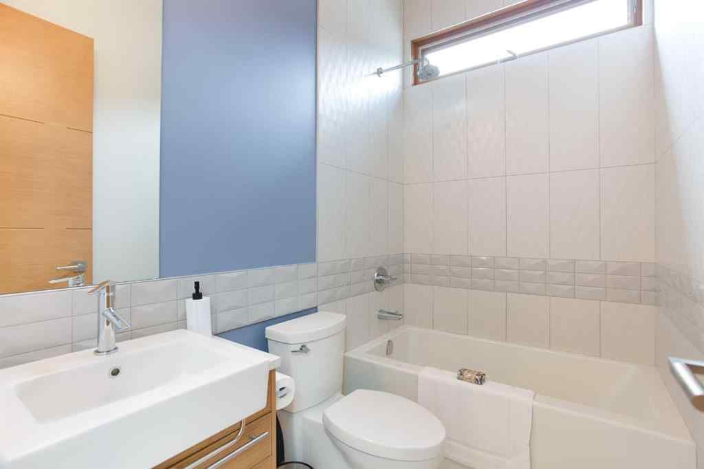 MLS® A2230138 - 3606 3 Street NW in Highland Park Calgary, Residential