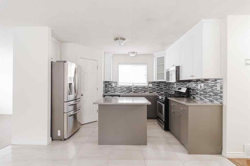 MLS® A2230150 - 129 Lightbown Way  in Timberlea Fort McMurray, Residential
