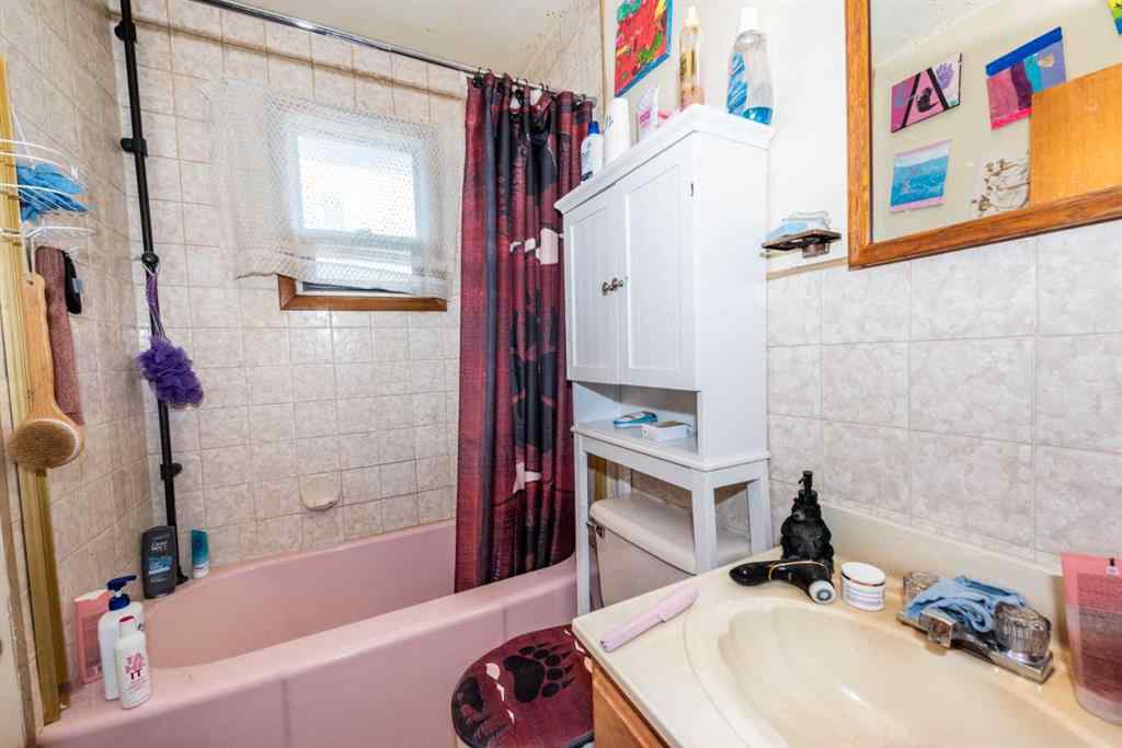 MLS® A2230160 - 1826 38 Street SE in Forest Lawn Calgary, Residential