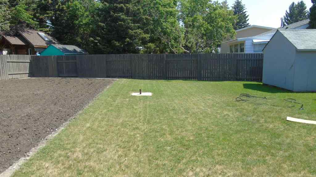 MLS® A2230241 - 379 OAKWOOD Drive  in NONE Pincher Creek, Residential