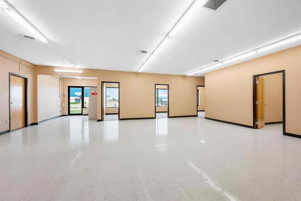 MLS® A2230244 - 5201A 63 Street  in Glen E. Neilsen Industrial Park Lloydminster, Commercial