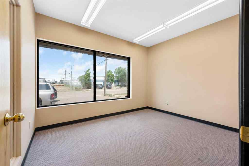 MLS® A2230244 - 5201A 63 Street  in Glen E. Neilsen Industrial Park Lloydminster, Commercial