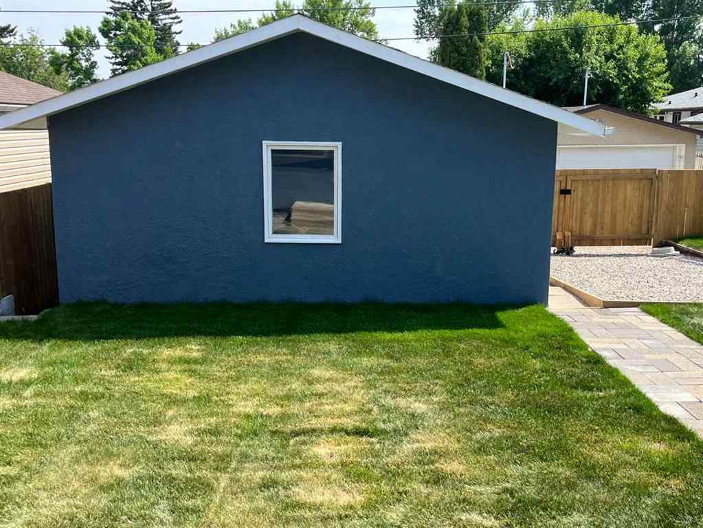MLS® A2230253 - 71 Fyffe Road SE in Fairview Calgary, Residential