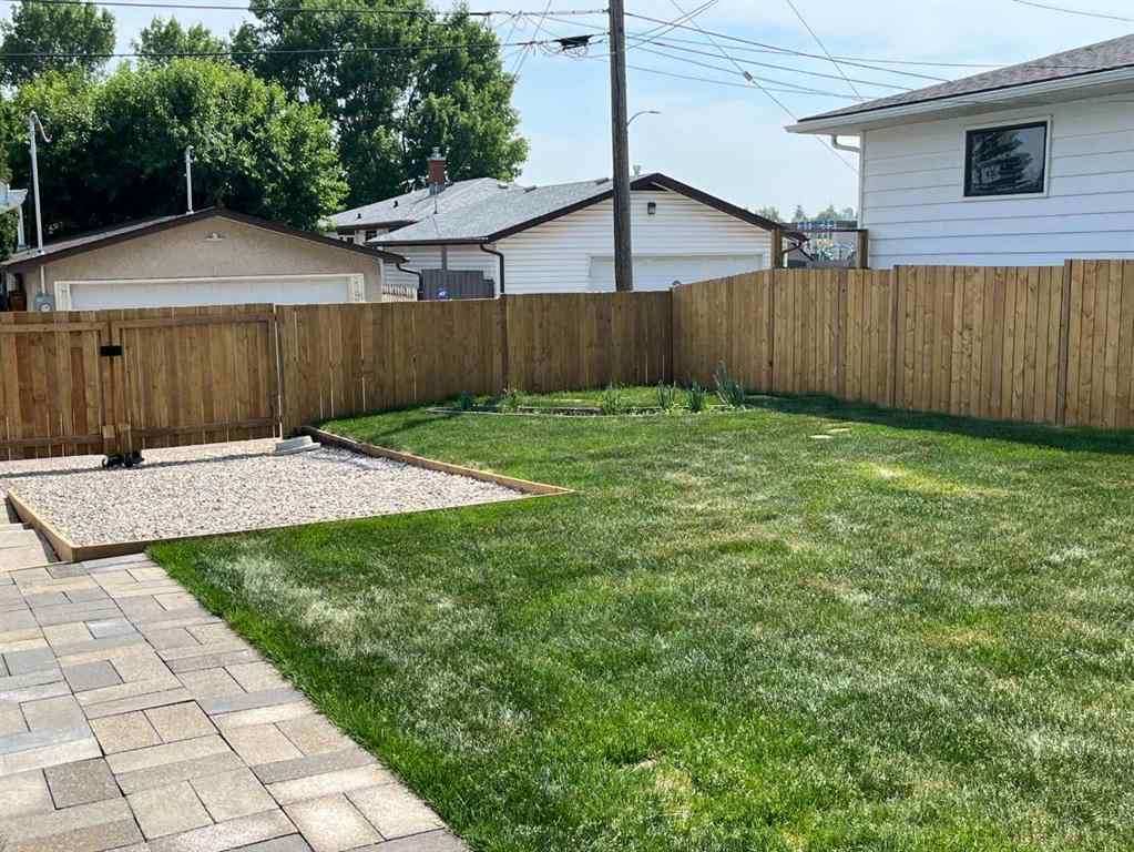 MLS® A2230253 - 71 Fyffe Road SE in Fairview Calgary, Residential