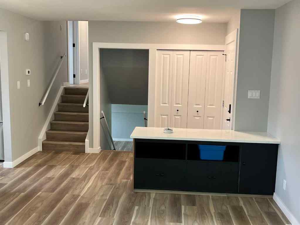 MLS® A2230253 - 71 Fyffe Road SE in Fairview Calgary, Residential
