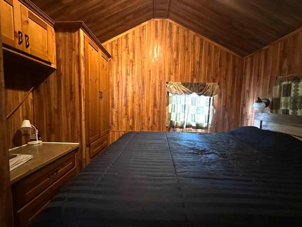 MLS® A2230256 - 1221 Oak Avenue  in  Lac Des Iles, Residential