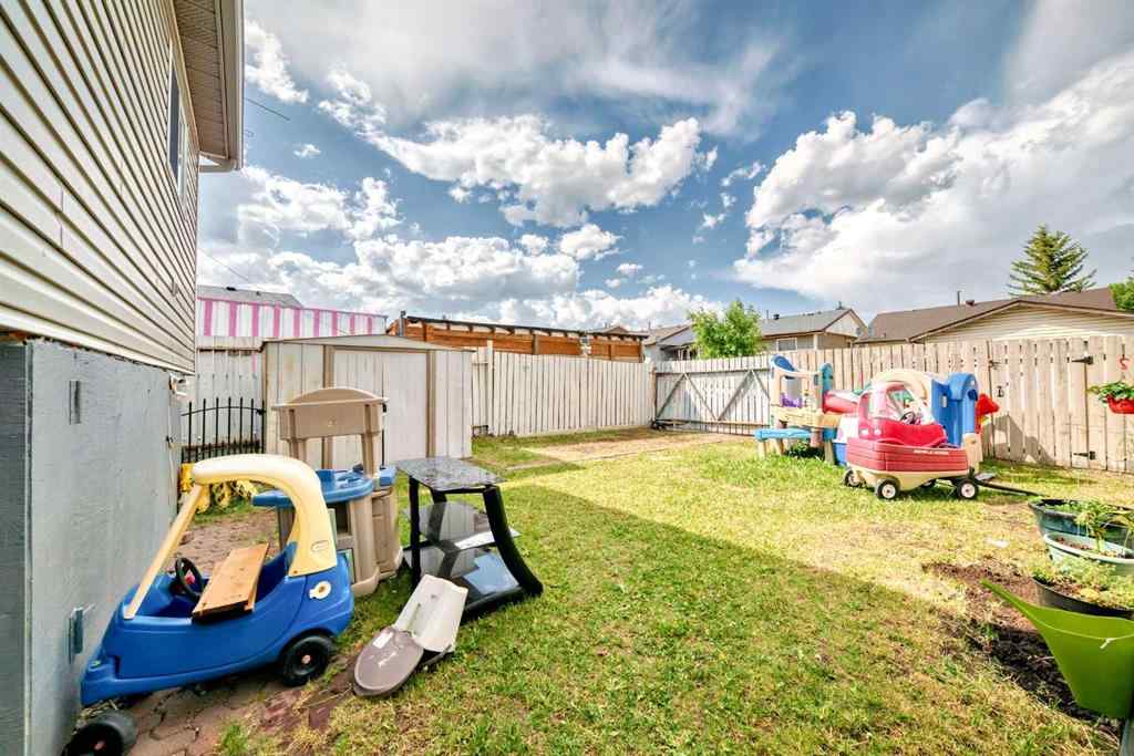 MLS® A2230288 - 30 Falmere Way NE in Falconridge Calgary, Residential