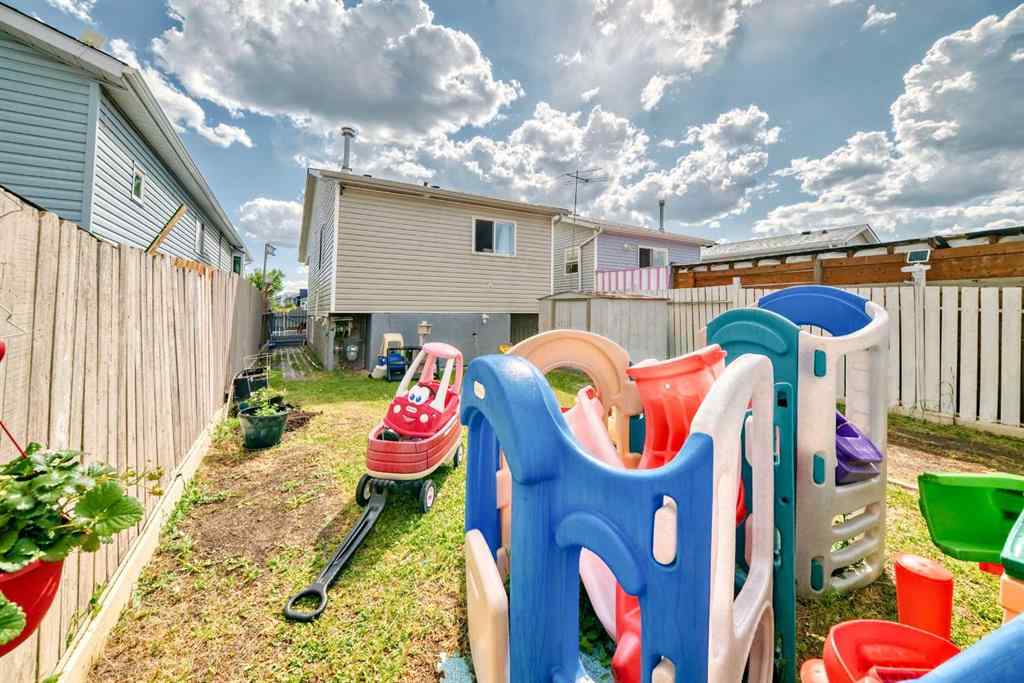 MLS® A2230288 - 30 Falmere Way NE in Falconridge Calgary, Residential