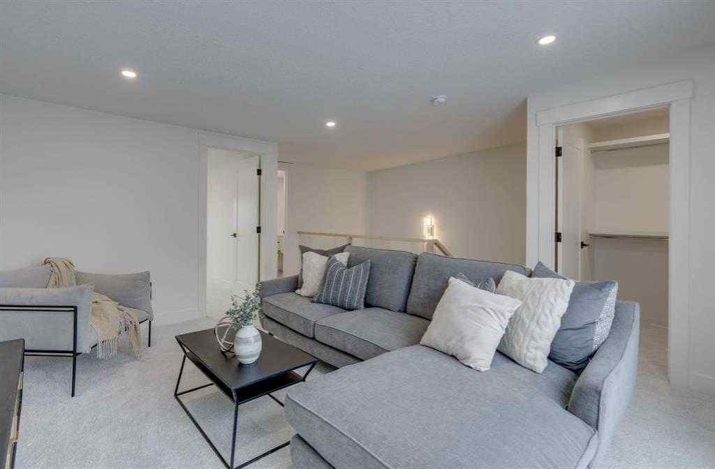 MLS® A2230331 - 2812 35 Street SW in Killarney/Glengarry Calgary, Residential