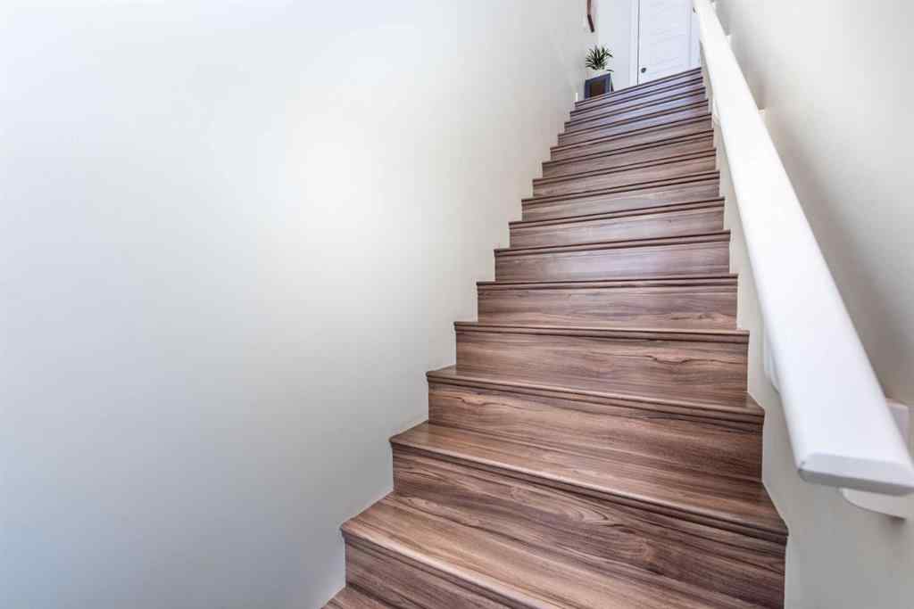 MLS® A2230354 - 120 SAVANNA Walk NE in Saddle Ridge Calgary, Residential