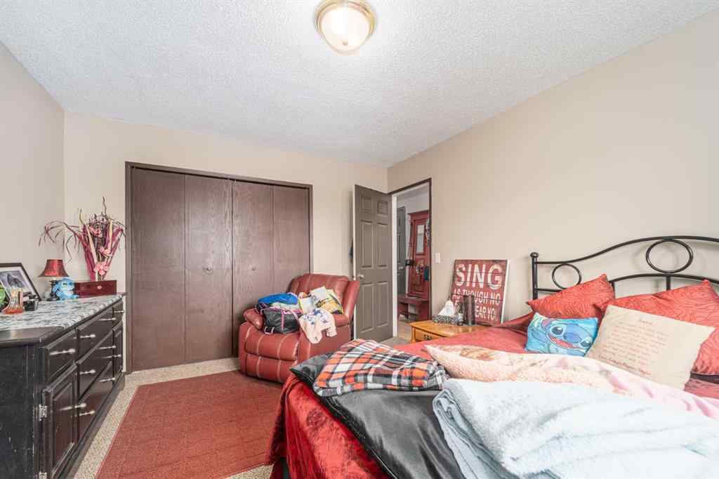 MLS® A2230361 - 3 Mt Royal Place W in Varsity Village Lethbridge, Residential