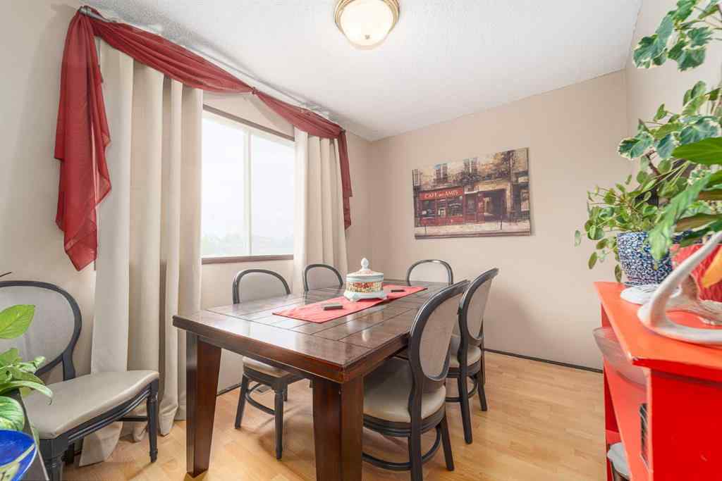 MLS® A2230361 - 3 Mt Royal Place W in Varsity Village Lethbridge, Residential