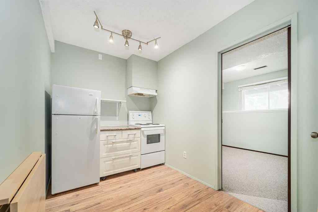 MLS® A2230361 - 3 Mt Royal Place W in Varsity Village Lethbridge, Residential