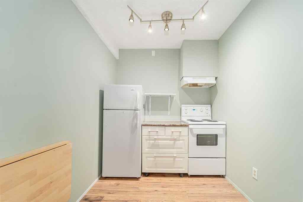MLS® A2230361 - 3 Mt Royal Place W in Varsity Village Lethbridge, Residential