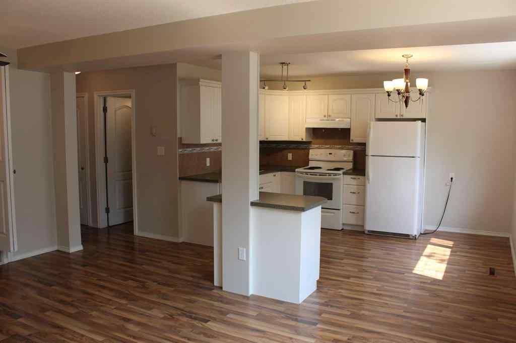 MLS® A2230371 - Unit #2 2240 Mayor Magrath Drive S in Agnes Davidson Lethbridge, Residential