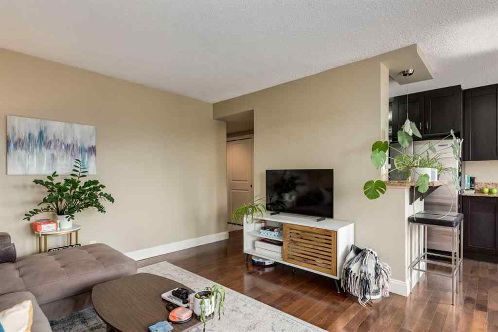 MLS® A2230408 - Unit #706 733 14 Avenue SW in Beltline Calgary, Residential