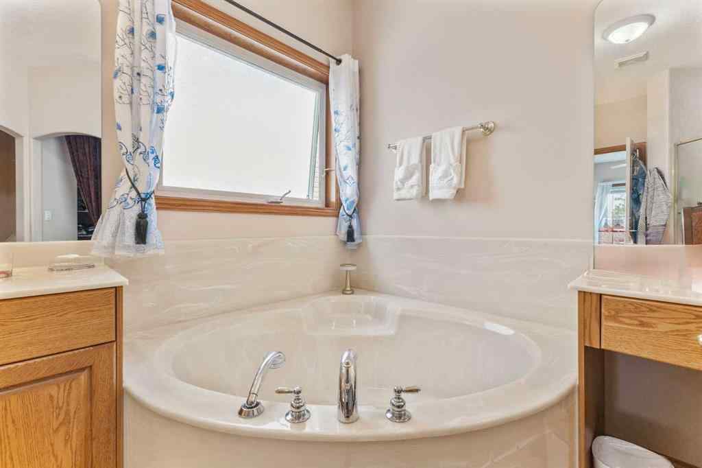 MLS® A2230425 - 101 Springmere Drive  in Westmere Chestermere, Residential