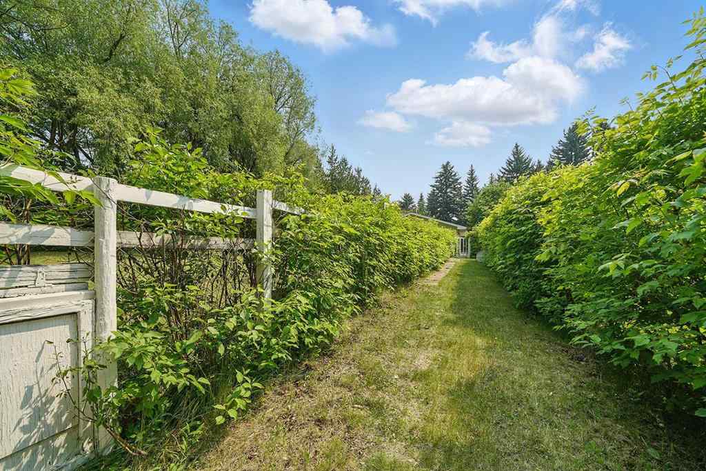 MLS® A2230428 - Unit #8 38349 Range Road 270   in Hawk Hills Rural Red Deer County, Residential