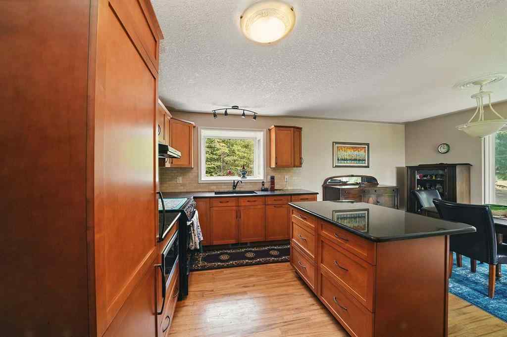 MLS® A2230428 - Unit #8 38349 Range Road 270   in Hawk Hills Rural Red Deer County, Residential