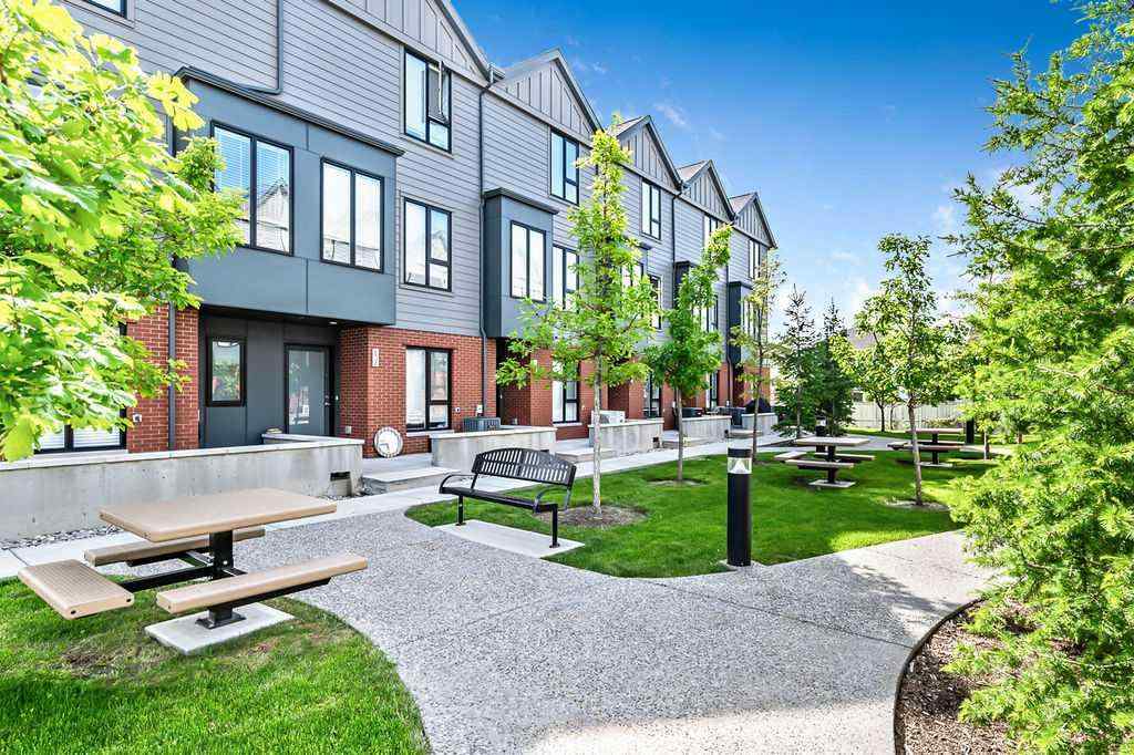 MLS® A2230431 - 608 Drake Landing Wynd  in Drake Landing Okotoks, Residential