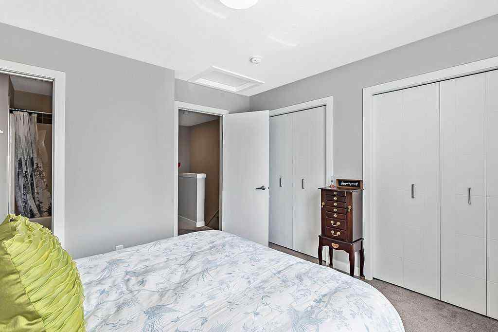 MLS® A2230431 - 608 Drake Landing Wynd  in Drake Landing Okotoks, Residential