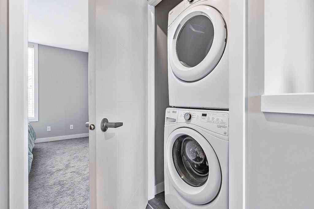 MLS® A2230431 - 608 Drake Landing Wynd  in Drake Landing Okotoks, Residential