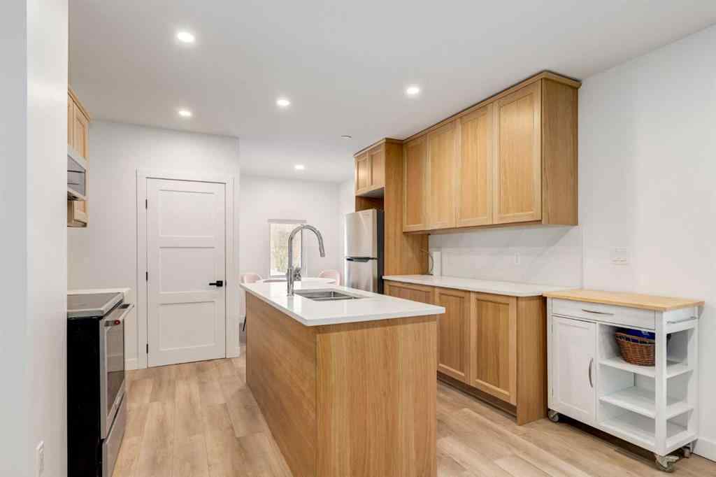 MLS® A2230457 - 810 17 Avenue NW in Mount Pleasant Calgary, Rental