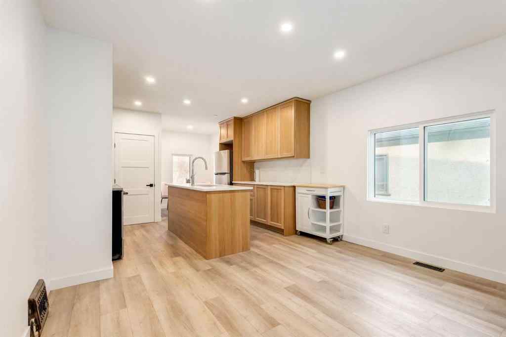 MLS® A2230457 - 810 17 Avenue NW in Mount Pleasant Calgary, Rental