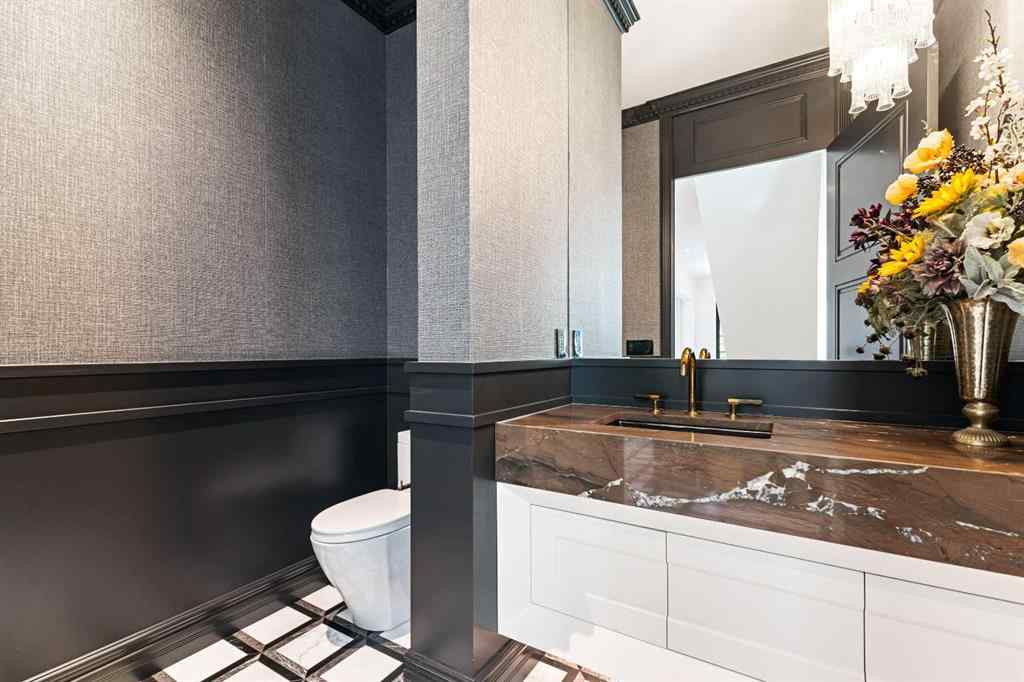 MLS® A2230464 - 82 Valour Circle SW in Currie Barracks Calgary, Residential