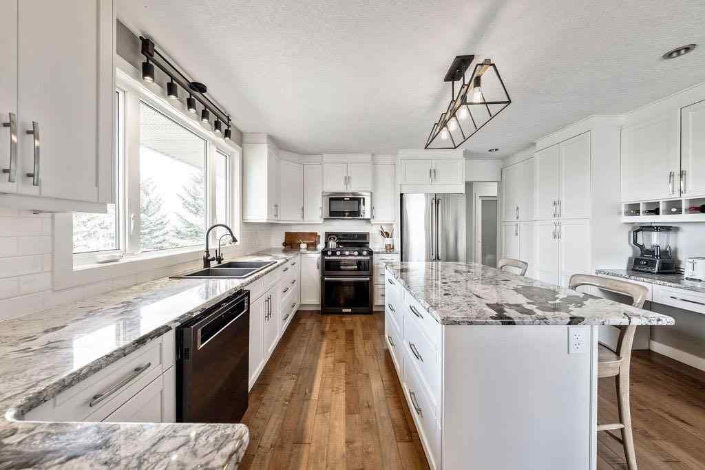 MLS® A2230469 - 562124 40 Street E in NONE Rural Foothills County, Residential