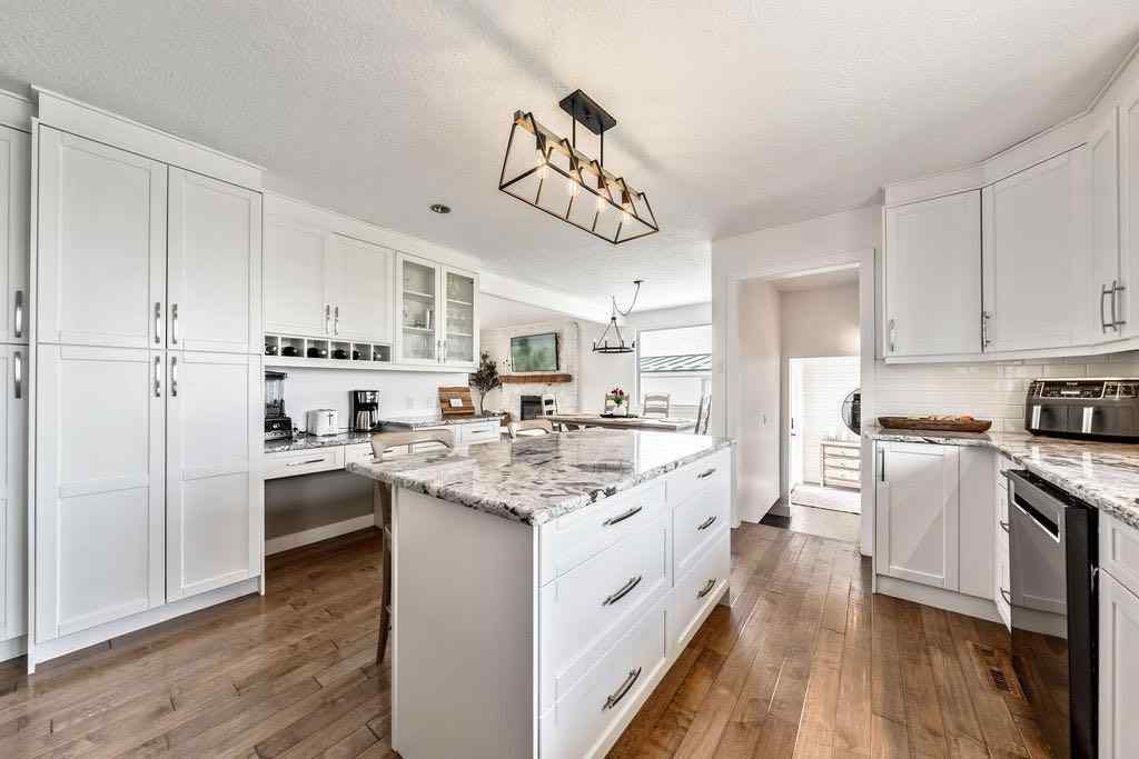 MLS® A2230469 - 562124 40 Street E in NONE Rural Foothills County, Residential