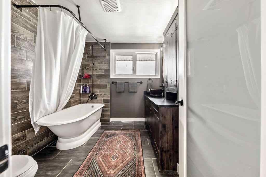 MLS® A2230469 - 562124 40 Street E in NONE Rural Foothills County, Residential