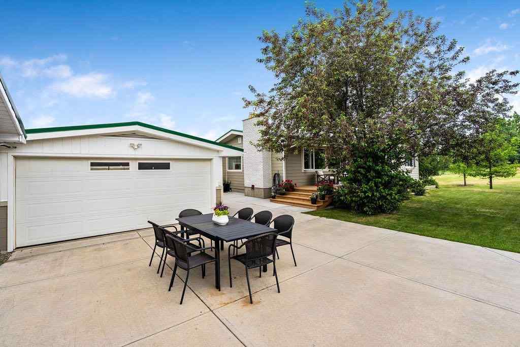MLS® A2230469 - 562124 40 Street E in NONE Rural Foothills County, Residential