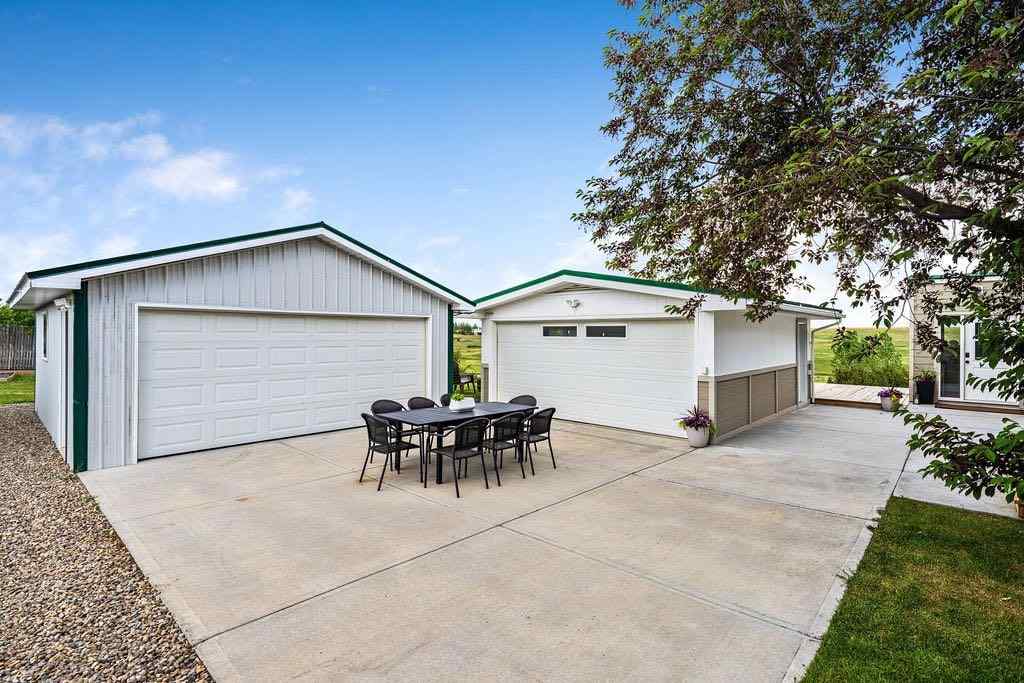 MLS® A2230469 - 562124 40 Street E in NONE Rural Foothills County, Residential