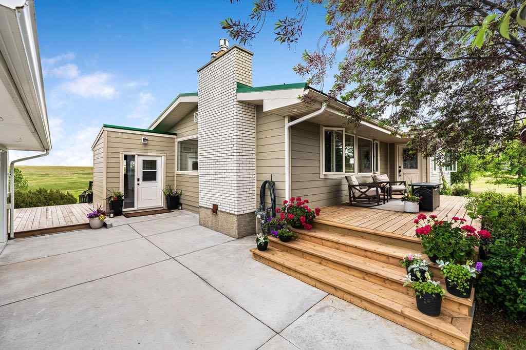 MLS® A2230469 - 562124 40 Street E in NONE Rural Foothills County, Residential