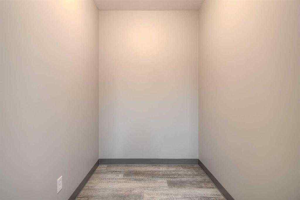 MLS® A2230526 - Unit #170 2910 16 Avenue N in Churchill Industrial Park Lethbridge, Commercial