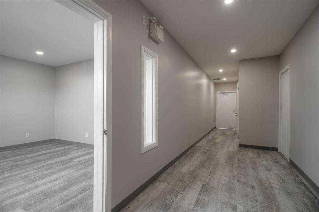 MLS® A2230526 - Unit #170 2910 16 Avenue N in Churchill Industrial Park Lethbridge, Commercial